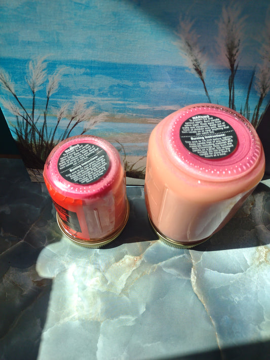 Sweet Melon Escape 16 oz glass candle